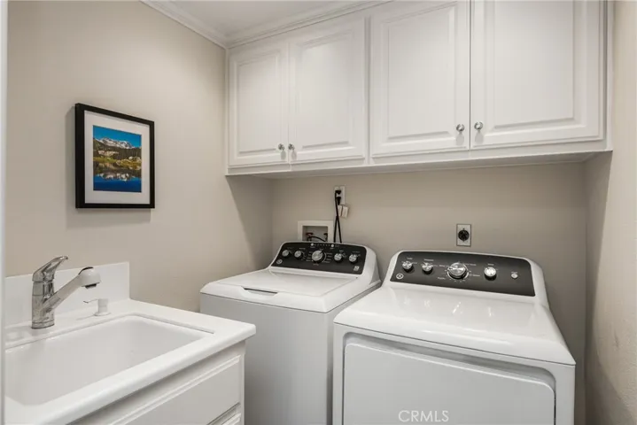 57 Emerald, Irvine, California 92614