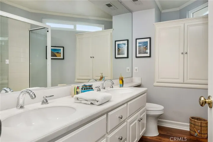 57 Emerald, Irvine, California 92614