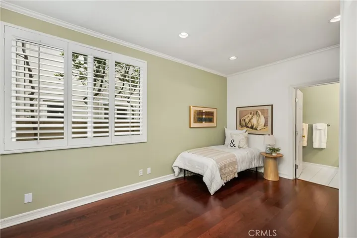 57 Emerald, Irvine, California 92614