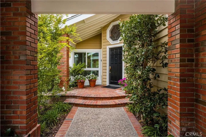 57 Emerald, Irvine, California 92614