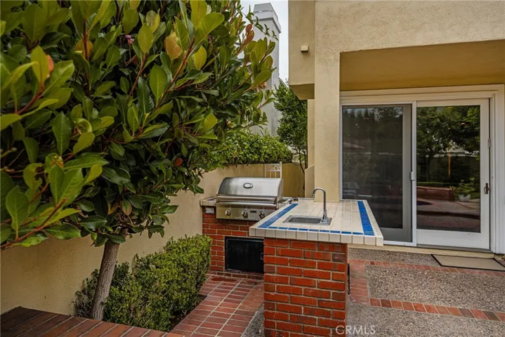 57 Emerald, Irvine, California 92614