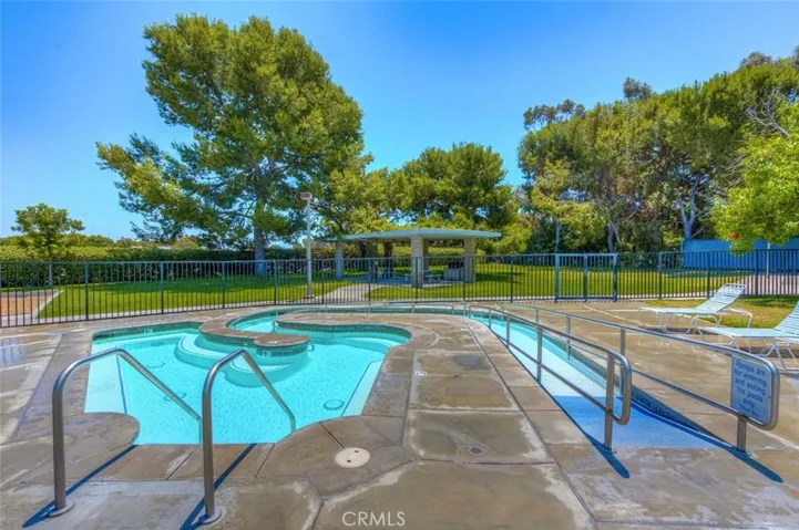 Nearby Wintermist pool & spa