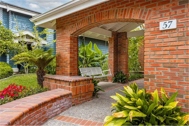 57 Emerald, Irvine, California 92614