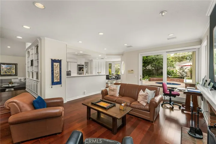 57 Emerald, Irvine, California 92614