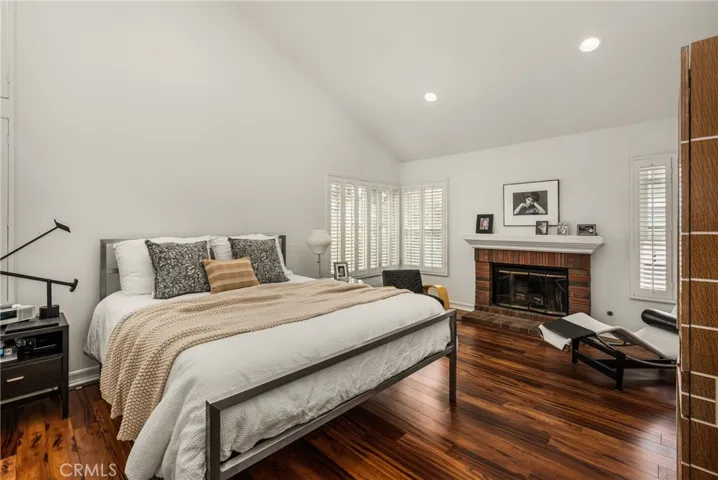 57 Emerald, Irvine, California 92614