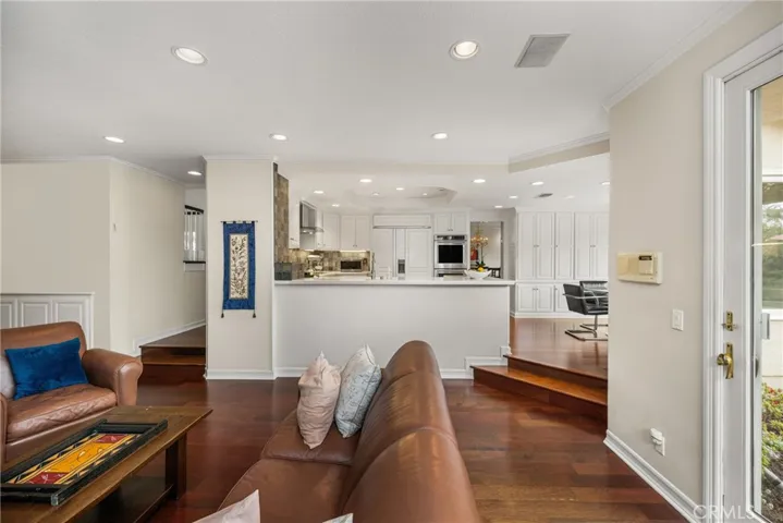 57 Emerald, Irvine, California 92614