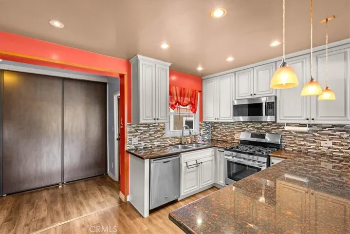 10336 Floral, Whittier, California 90606