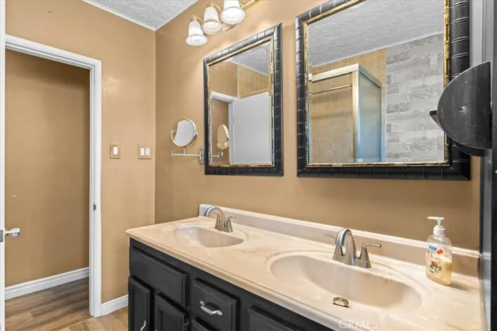 10336 Floral, Whittier, California 90606