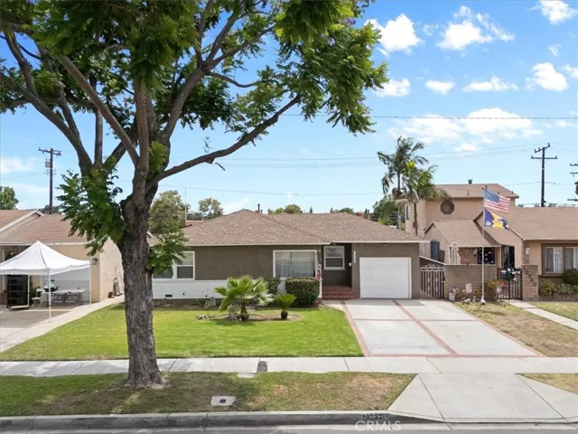 10336 Floral, Whittier, California 90606
