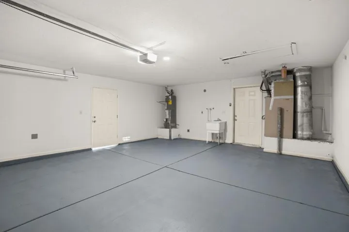 1927 Montauban Court, Stockton, California 95210