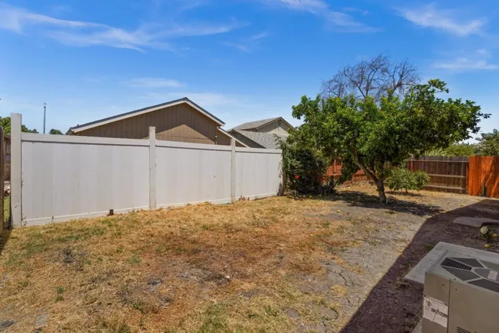 1927 Montauban Court, Stockton, California 95210