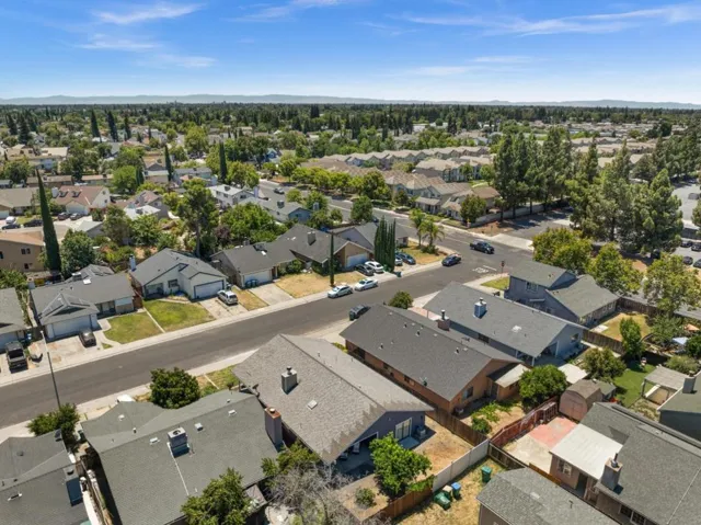 1927 Montauban Court, Stockton, California 95210