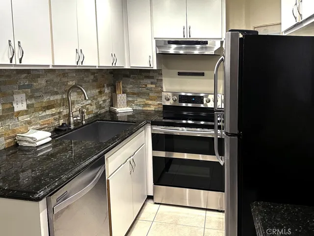 1108 Camino Real, Redondo Beach, California 90277