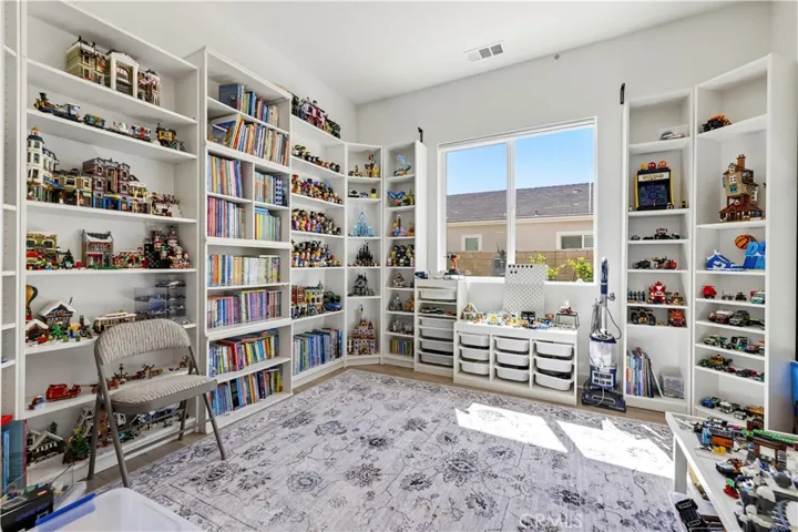 28346 Old Springs, Castaic, California 91384