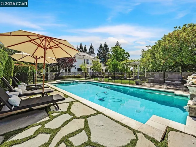 3911 Deer Trail Ln, Danville, California 94506