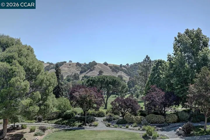 1109 Canyonwood Ct 1, Walnut Creek, California 94595