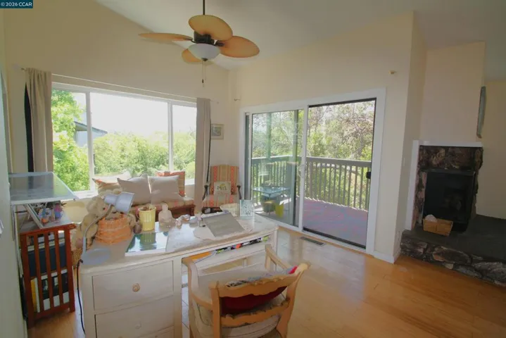 1506 Ashwood Dr, Martinez, California 94553