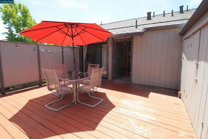 1506 Ashwood Dr, Martinez, California 94553