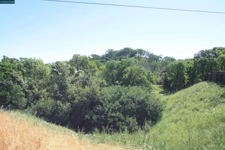 1506 Ashwood Dr, Martinez, California 94553