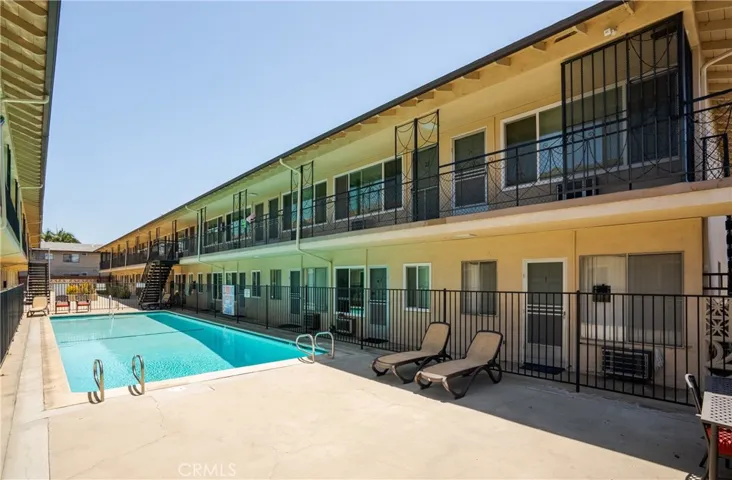 618 W Route 66, Glendora, California 91740