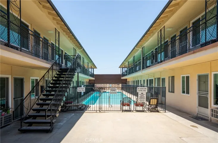 618 W Route 66, Glendora, California 91740