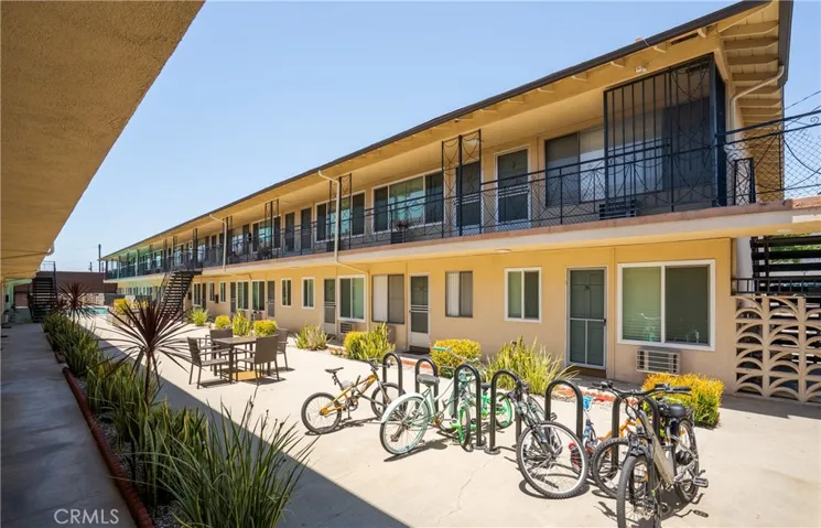 618 W Route 66, Glendora, California 91740