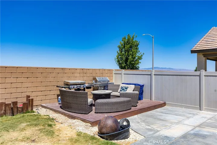 44539 Freer Way, Lancaster, California 93536