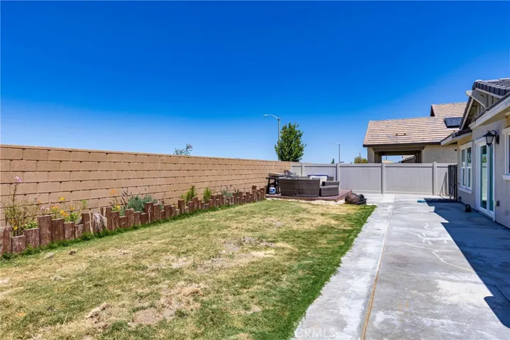 44539 Freer Way, Lancaster, California 93536