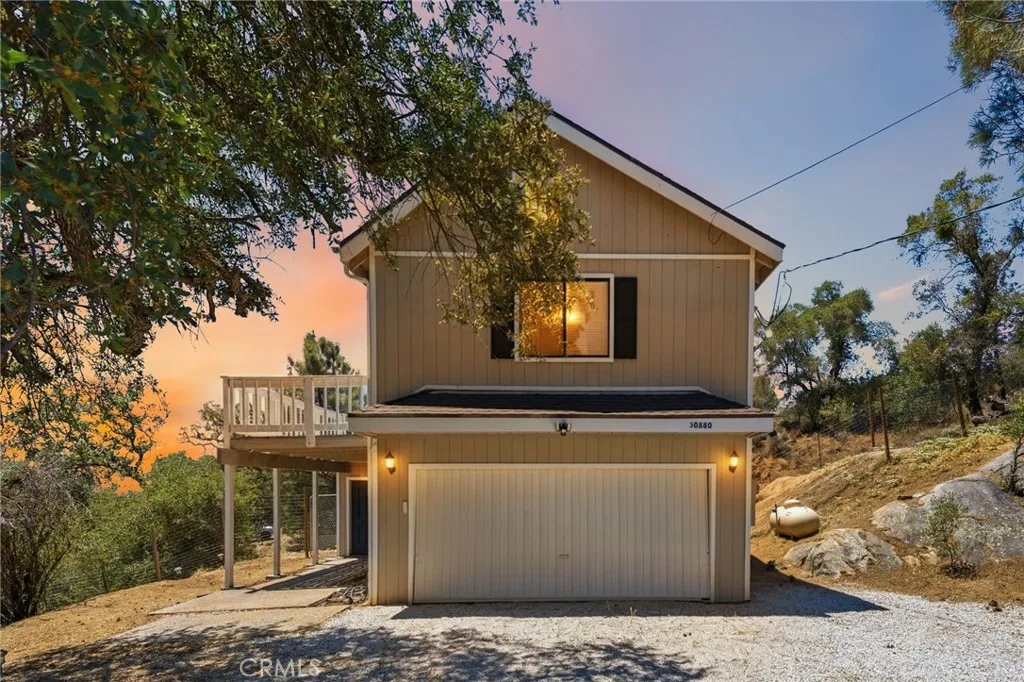30880 Yosemite Springs