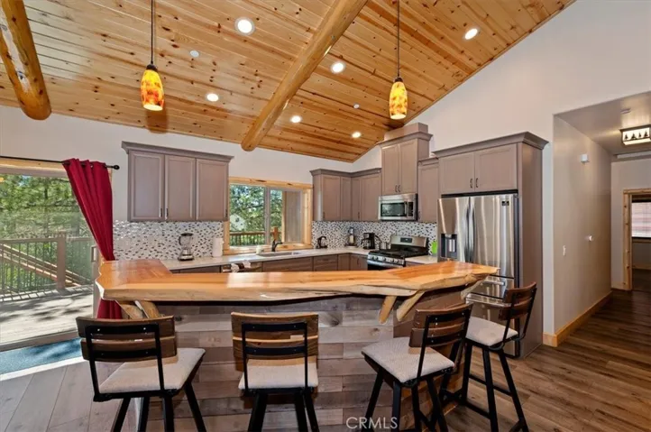 374 Northern Cross, Big Bear Lake, California 92315