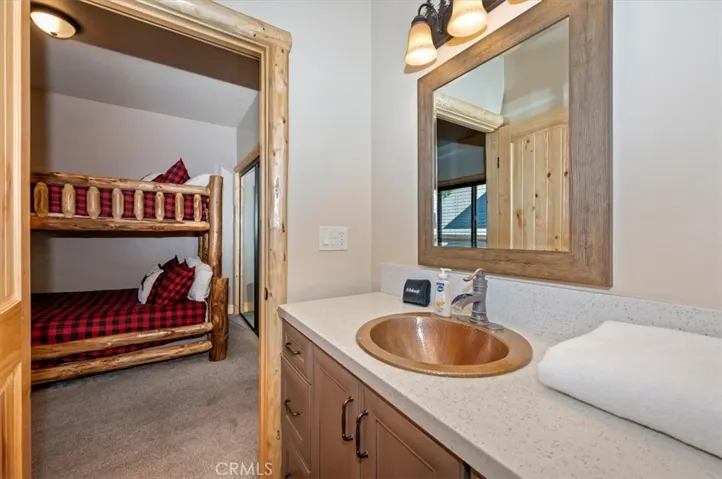 374 Northern Cross, Big Bear Lake, California 92315