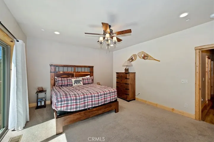 374 Northern Cross, Big Bear Lake, California 92315