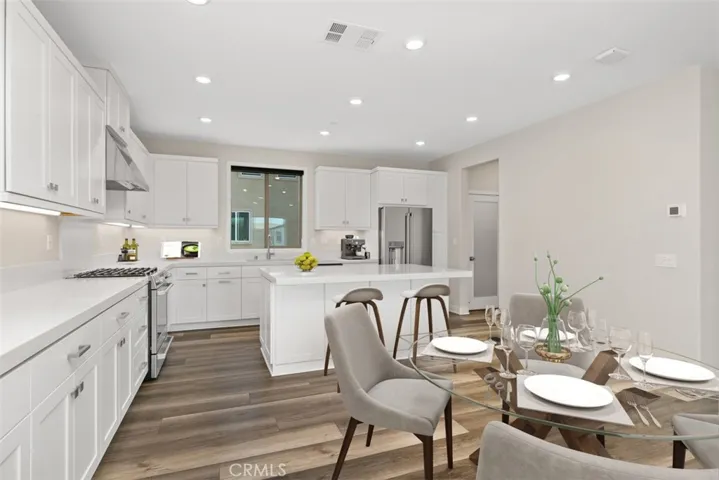 264 Merit, Irvine, California 92618