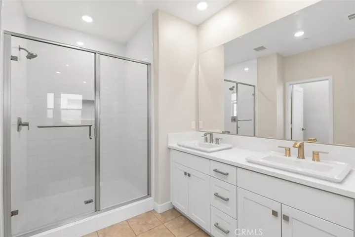264 Merit, Irvine, California 92618