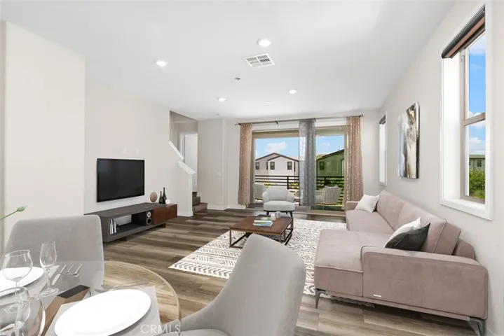 264 Merit, Irvine, California 92618