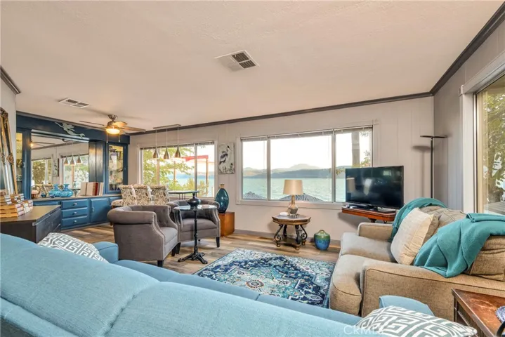 9859 Crestview Drive, Clearlake, California 95422