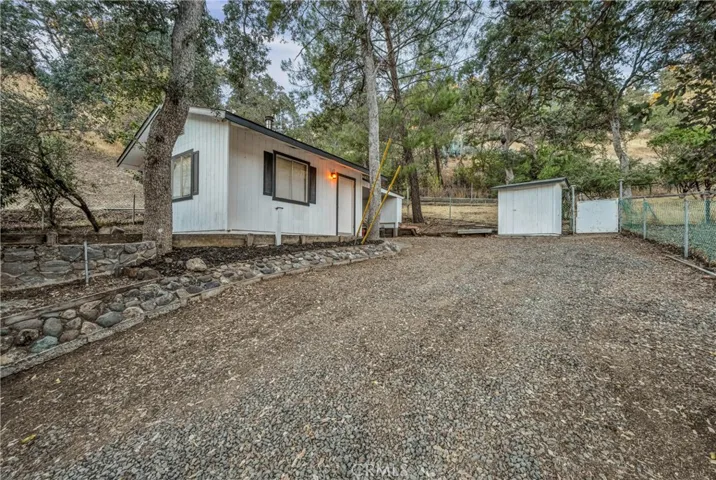 9859 Crestview Drive, Clearlake, California 95422