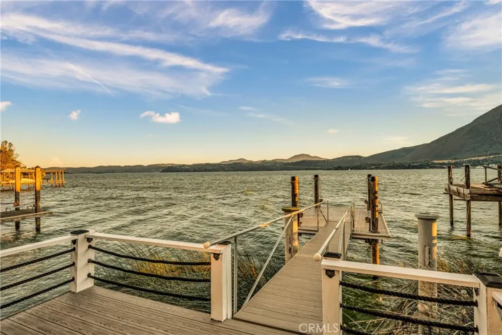 9859 Crestview Drive, Clearlake, California 95422