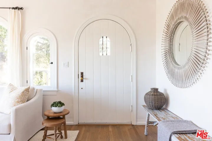 878 Paseo Ferrelo, Santa Barbara, California 93103