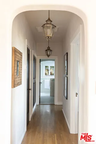 878 Paseo Ferrelo, Santa Barbara, California 93103