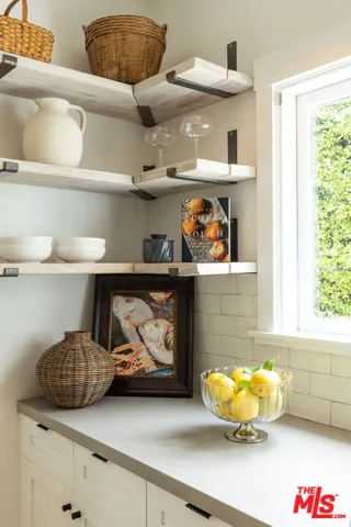 878 Paseo Ferrelo, Santa Barbara, California 93103