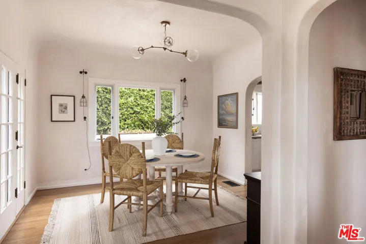 878 Paseo Ferrelo, Santa Barbara, California 93103