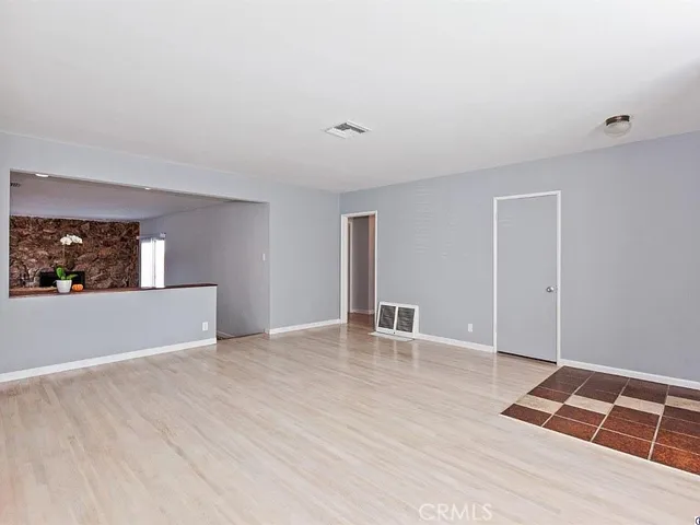 621 Price Drive, Burbank, California 91504