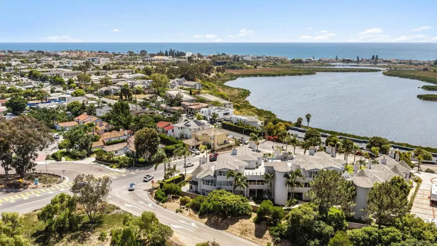 1128 Las Flores, Carlsbad, California 92008