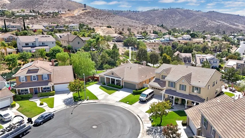 17089 Bluff Vista Court, Riverside, California 92503
