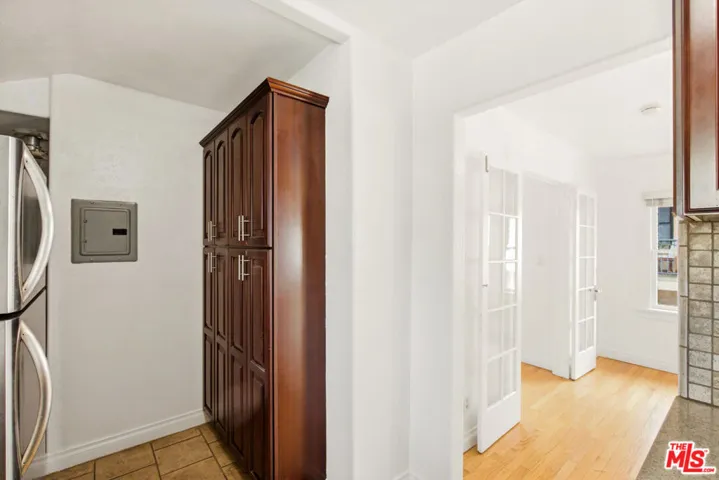 4427 Finley Avenue 1/4, Los Angeles, California 90027