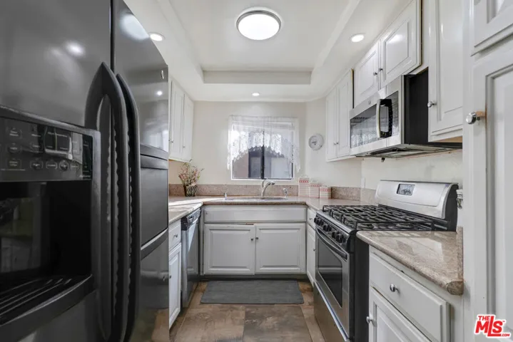 14401 Plummer Street 6, Panorama City, California 91402