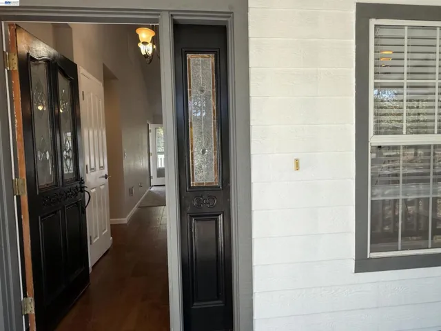 11933 Tammy Way, Grass Valley, California 95949