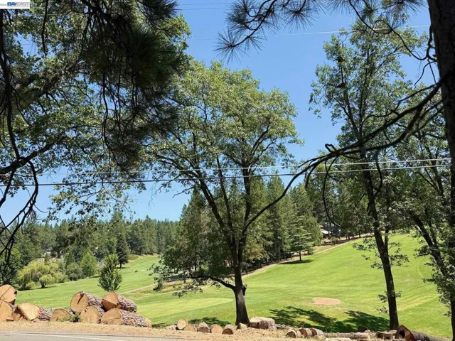 11933 Tammy Way, Grass Valley, California 95949