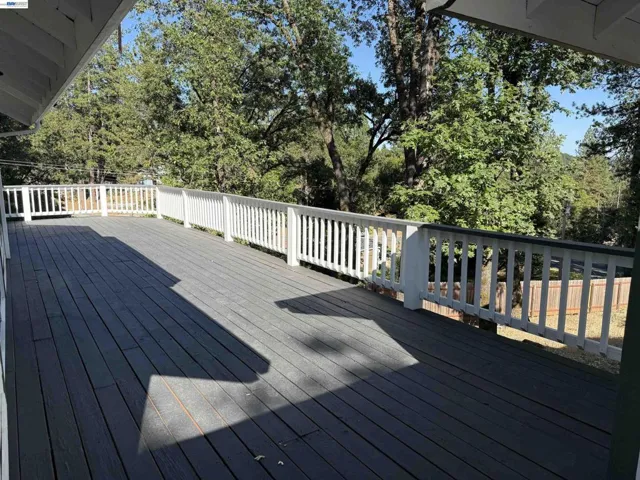 11933 Tammy Way, Grass Valley, California 95949